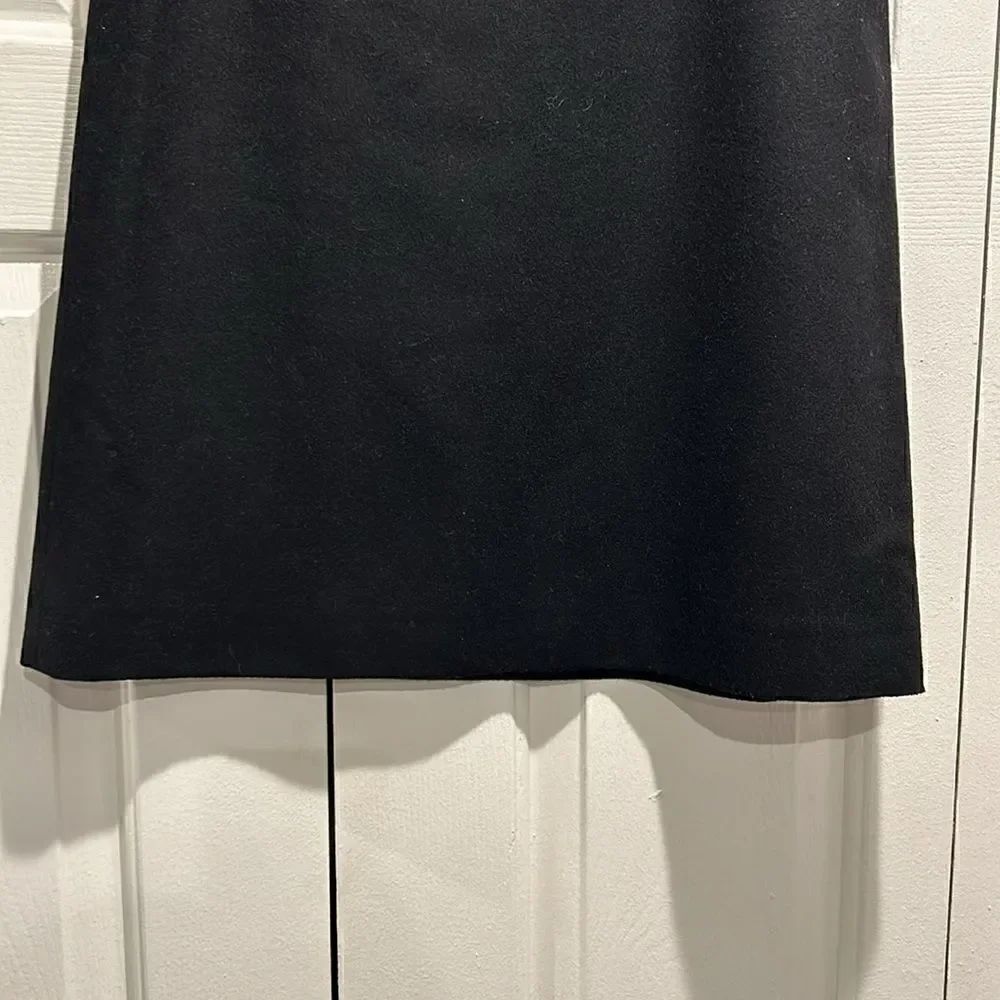 French Connection Black Wool/Cashmere Skirt, Size 6 - Picture 3 of 11